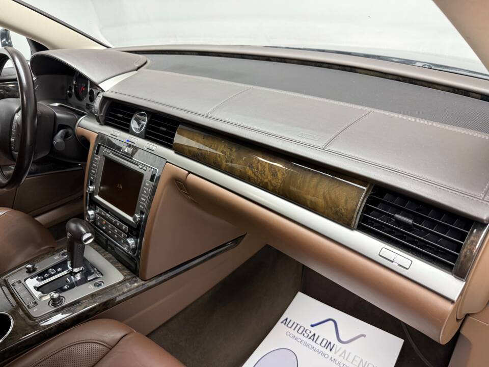 Image 7/25 of Volkswagen Phaeton 3.0 V6 TDI (2011)
