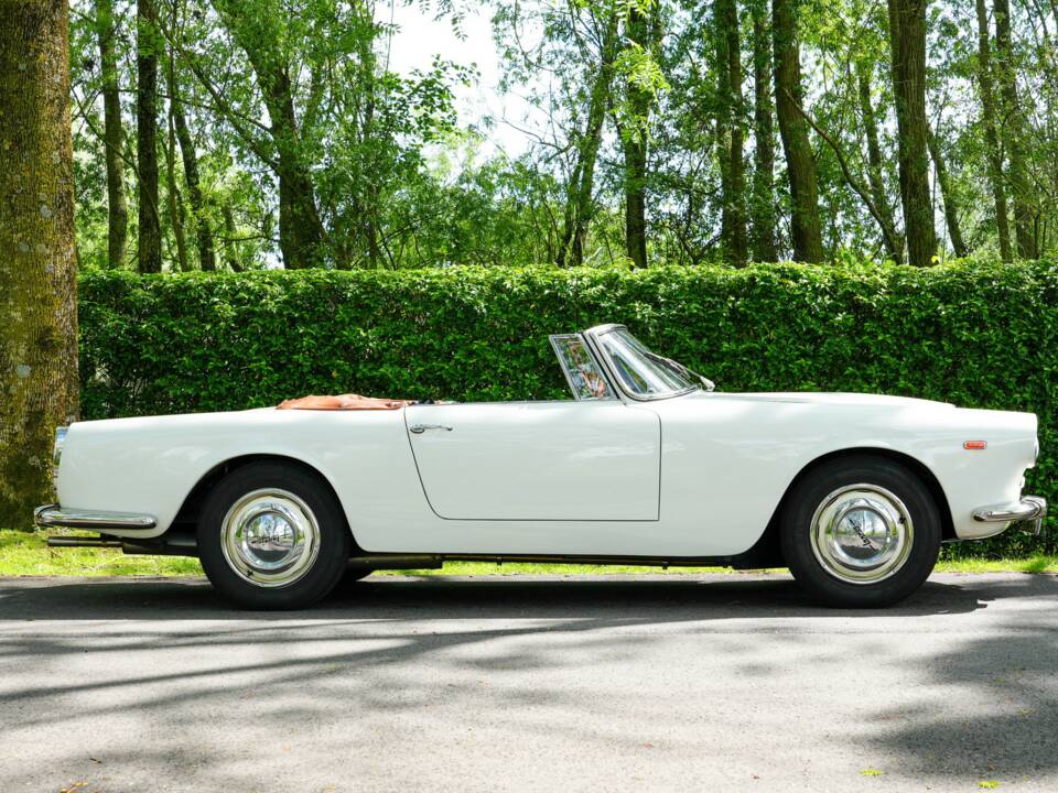 Image 22/41 of Lancia Flaminia GT 3C 2.5 Convertible (1963)
