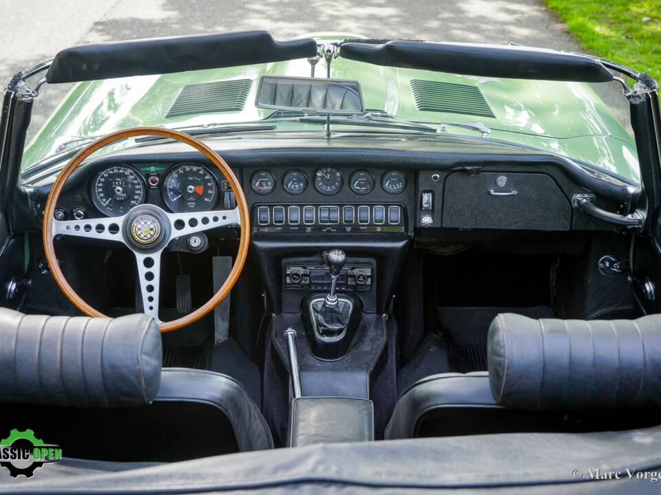 Image 9/60 de Jaguar E-Type (1969)