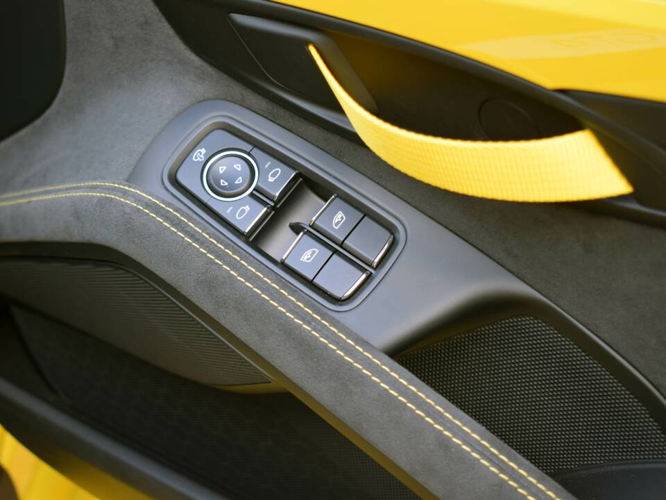 Bild 25/50 von Porsche 718 Cayman GT4 (2021)