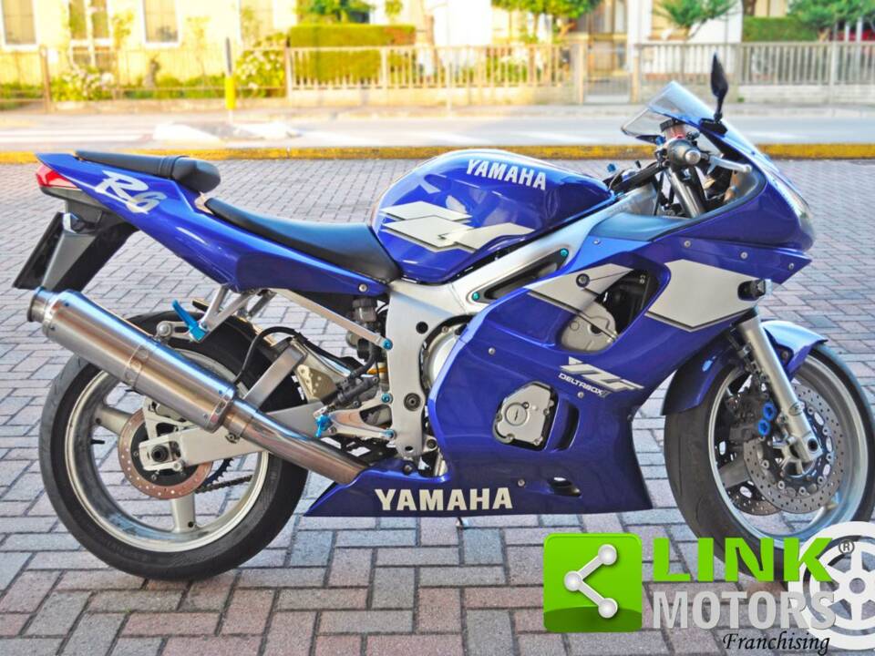 Immagine 5/10 di Yamaha DUMMY (1999)