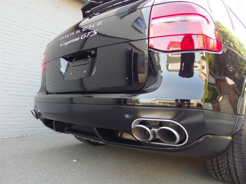 Image 16/98 of Porsche Cayenne GTS (2008)
