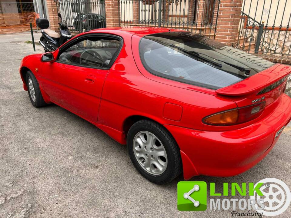 Immagine 6/10 di Mazda MX-3 1.8 (1993)