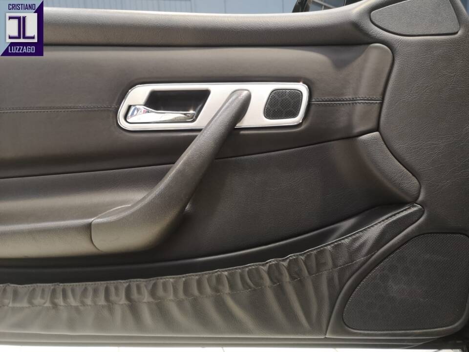 Image 47/72 de Mercedes-Benz SLK 200 Kompressor (2003)