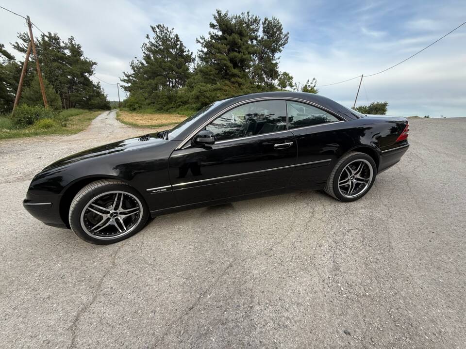 Bild 4/9 von Mercedes-Benz CL 600 (2000)