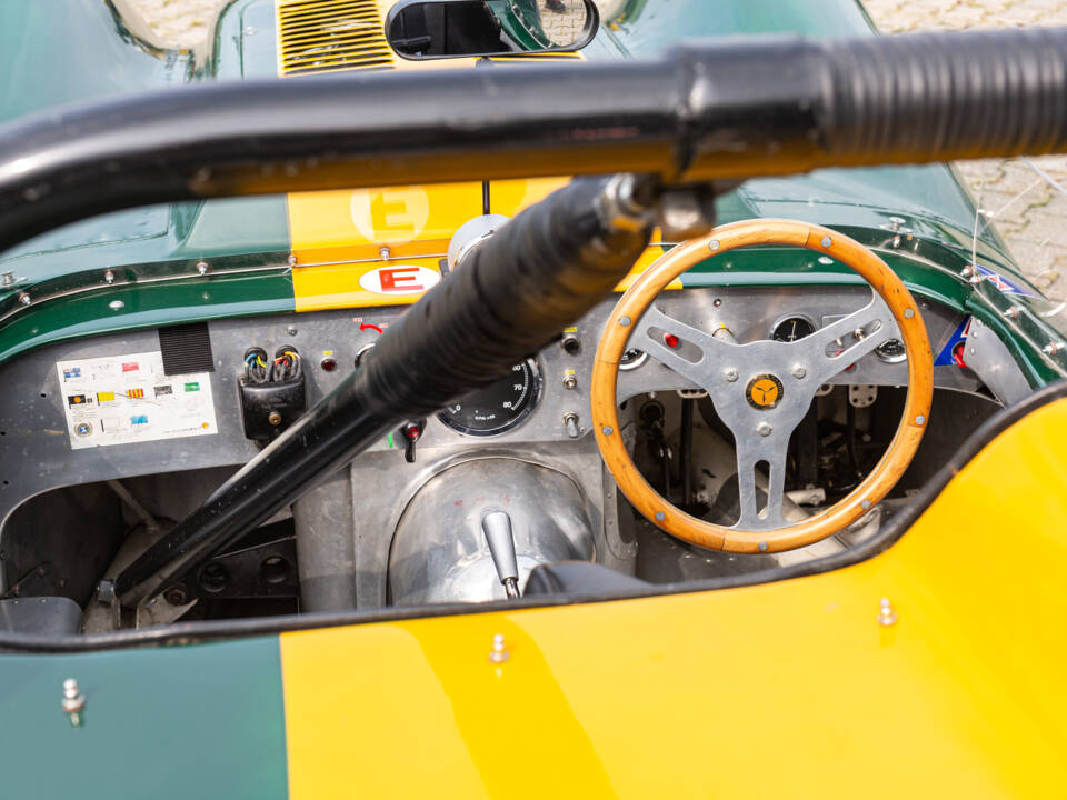 Bild 3/80 von Lister Knobbly (1956)