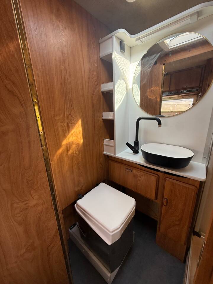 Image 8/23 of Mercedes-Benz T1 410 D Hymer S 670 (1989)