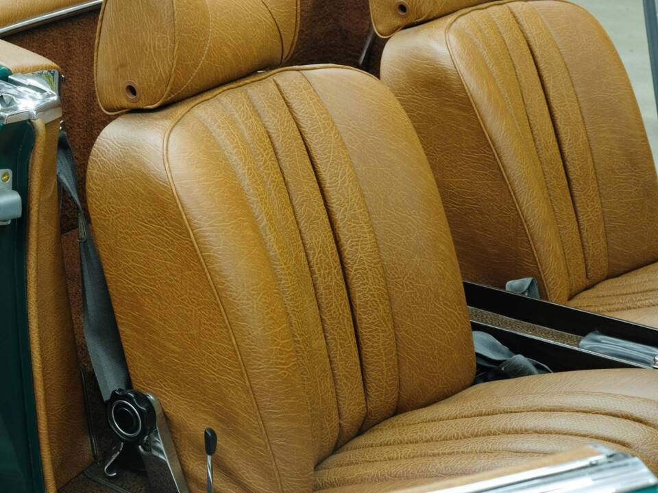 Image 33/50 de Mercedes-Benz 280 SL (1968)