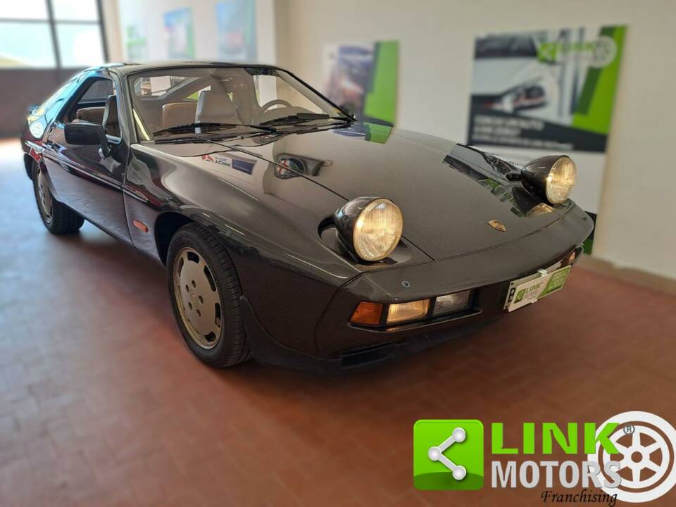 Immagine 4/10 di Porsche 928 S (1980)