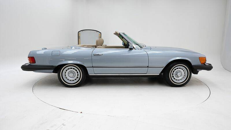 Image 9/15 of Mercedes-Benz 380 SL (1982)