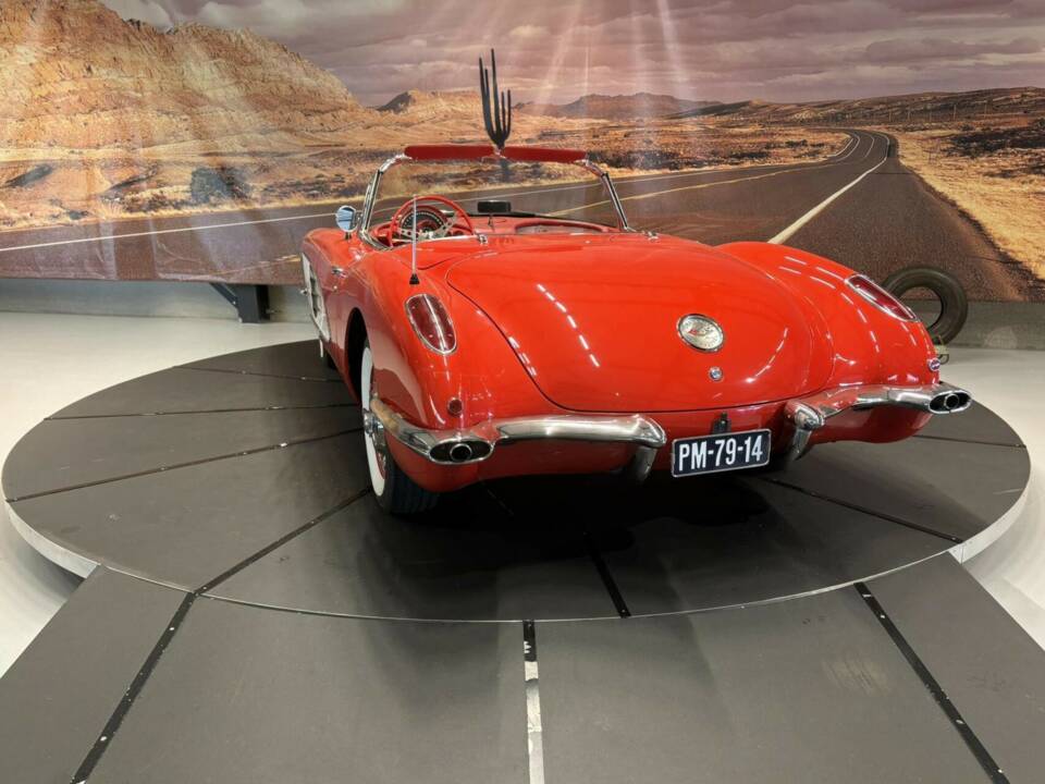 Image 7/50 of Chevrolet Corvette (1959)