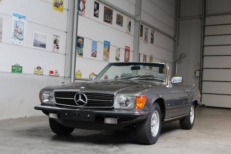 Image 2/15 de Mercedes-Benz 450 SL (1980)