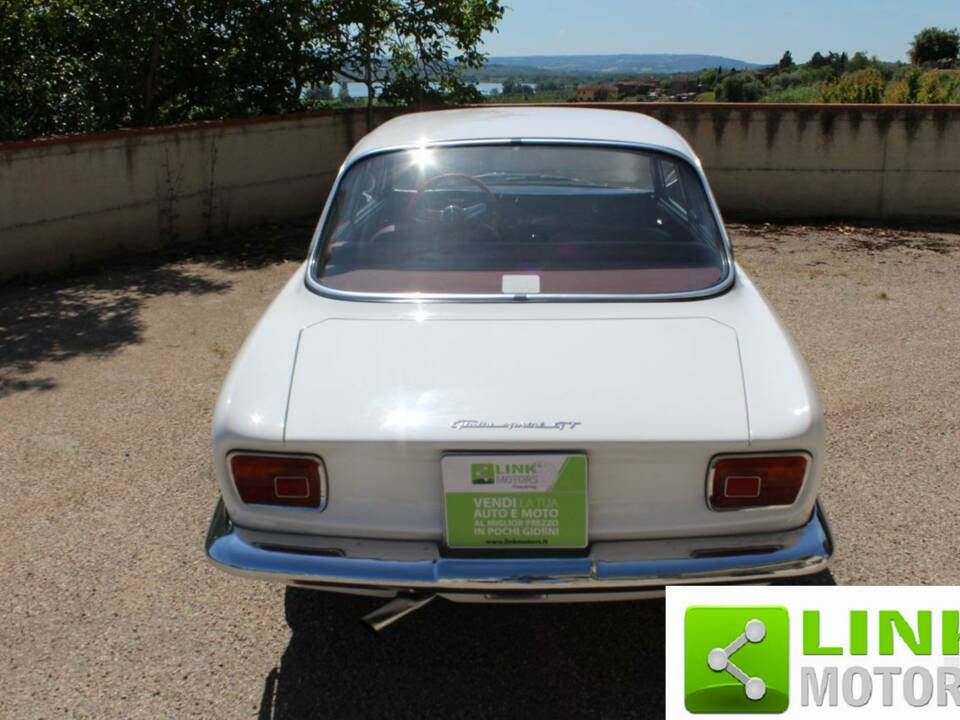 Bild 6/10 von Alfa Romeo Giulia 1600 Sprint GT (1965)