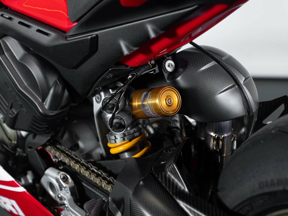 Bild 10/44 von Ducati DUMMY (2019)