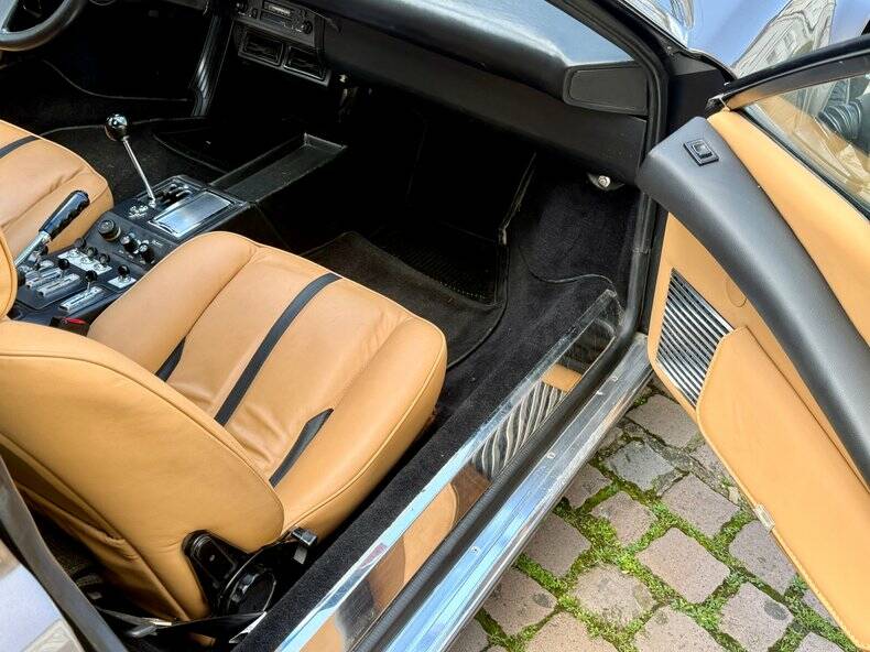 Image 14/50 of Ferrari 308 GTS (1900)