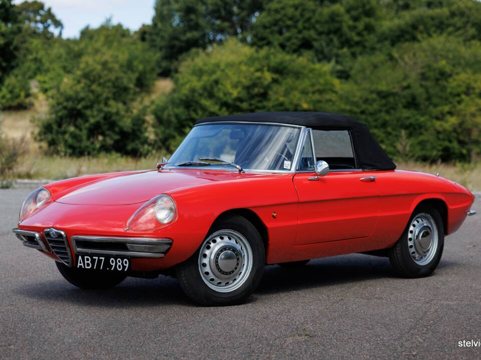 Afbeelding 36/37 van Alfa Romeo 1600 Spider Duetto (1966)