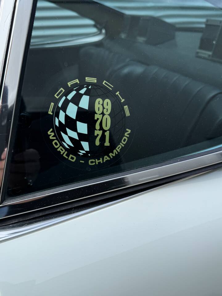 Image 2/60 de Porsche 911 2.4 T (1971)