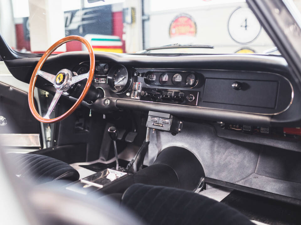 Immagine 2/21 di Ferrari 275 GTB (1966)