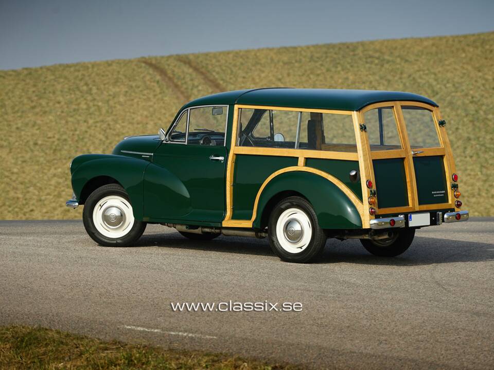 Image 17/17 of Morris Minor 1000 Traveller (1971)