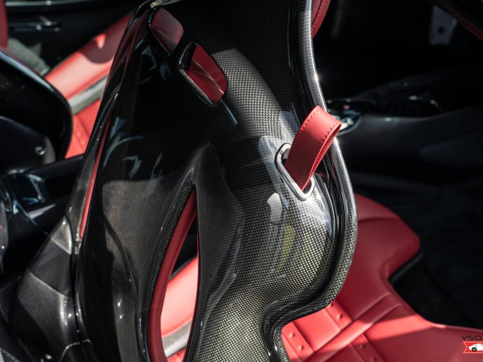 Bild 25/56 von Ferrari SF90 Assetto Fiorano (2021)