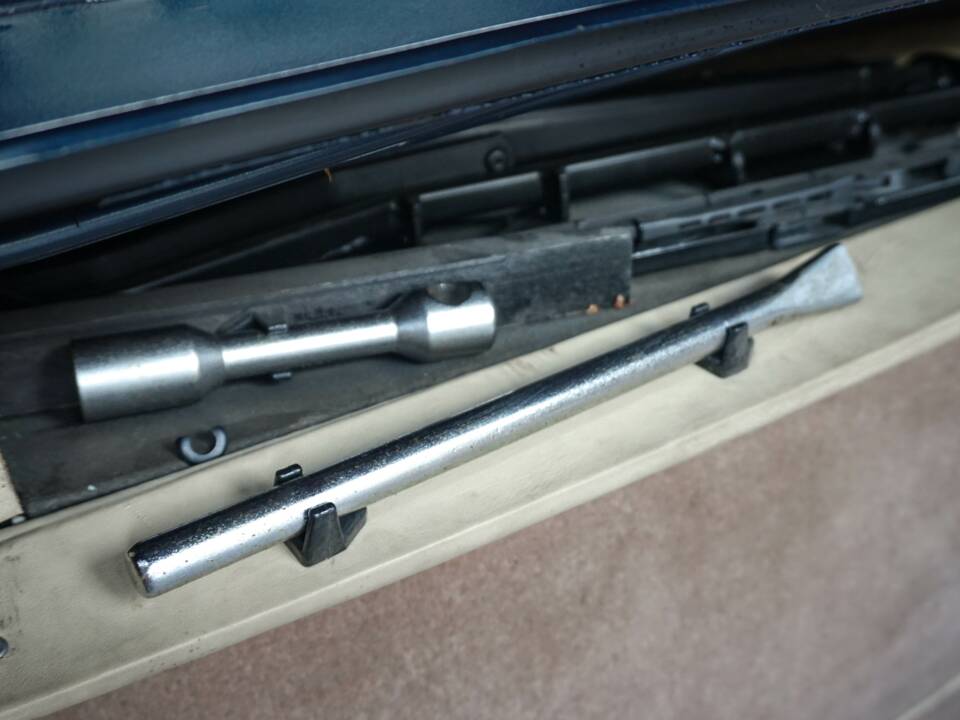 Image 15/45 of Bentley Turbo R (1988)
