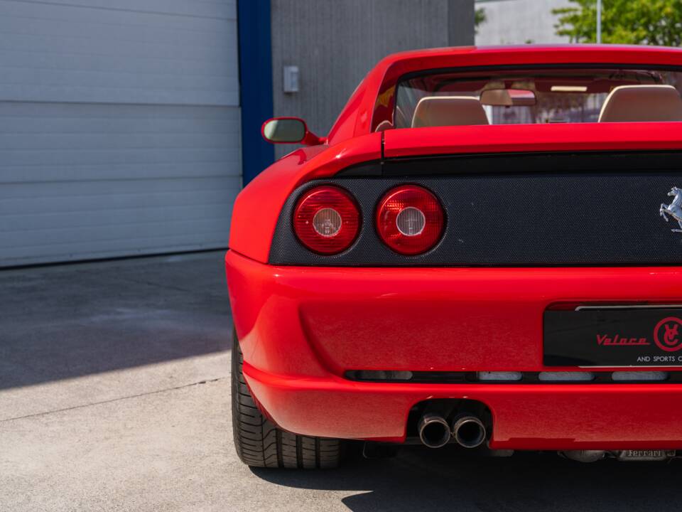 Bild 26/100 von Ferrari F 355 F1 GTS (1998)