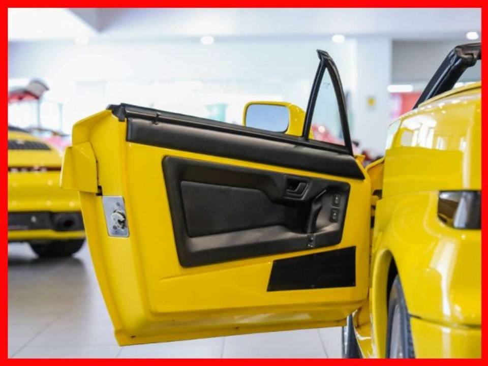 Image 9/15 of Alfa Romeo RZ (1997)