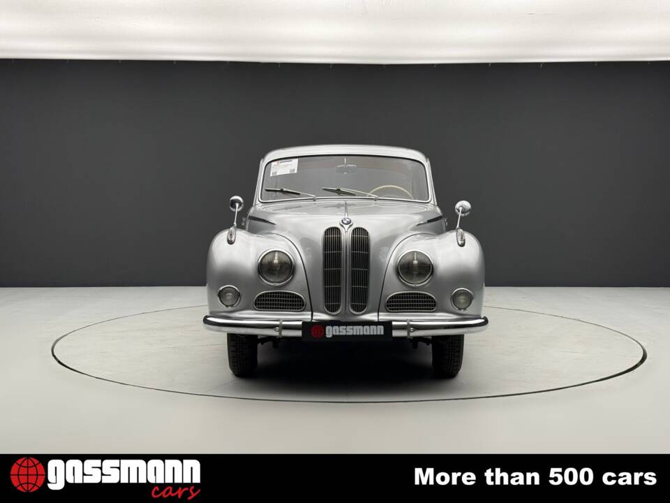 Image 2/15 of BMW 502 (1958)