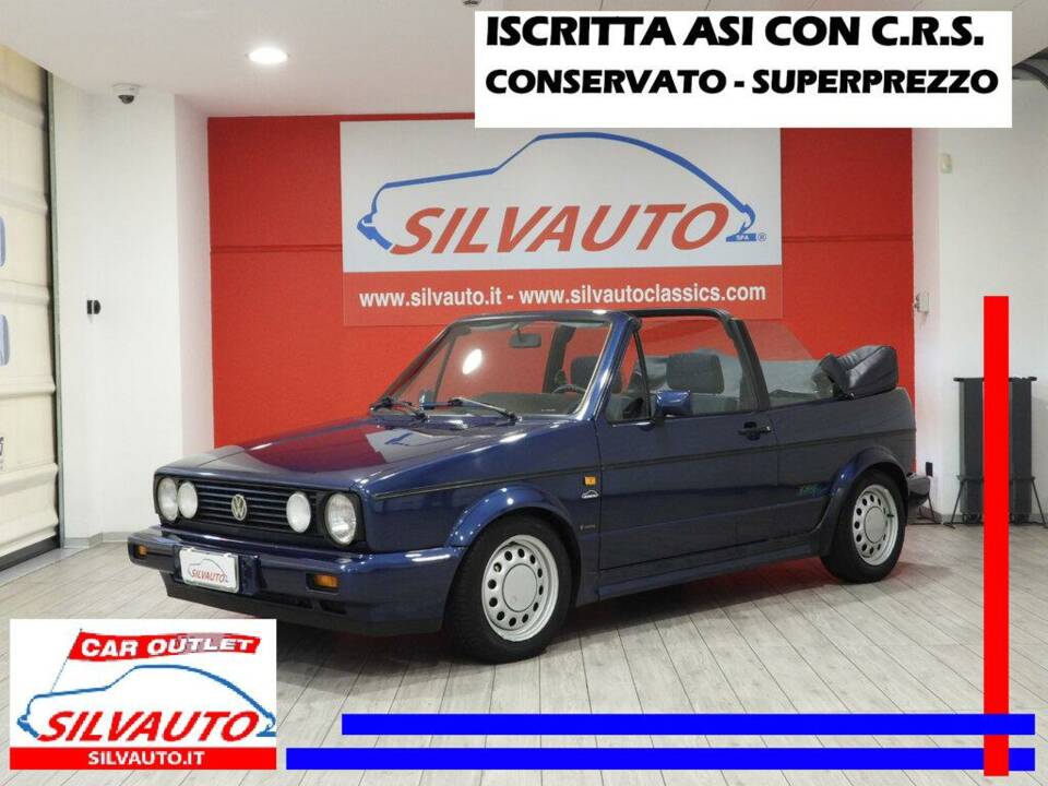 Image 1/10 de Volkswagen Golf Mk I Convertible 1.8 (1993)