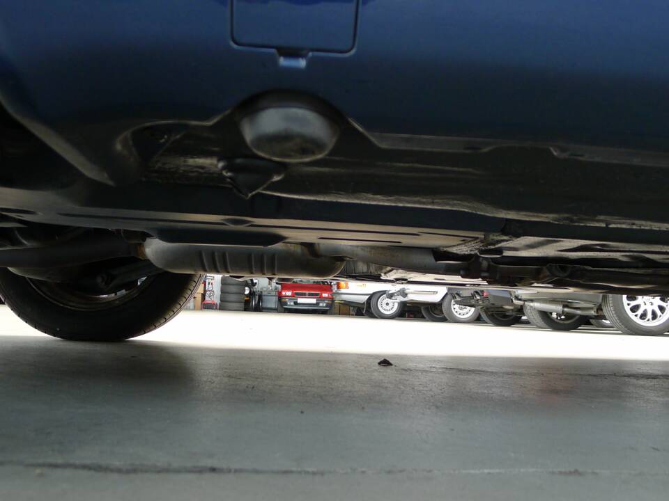 Afbeelding 21/40 van Mercedes-Benz E 420 (1993)