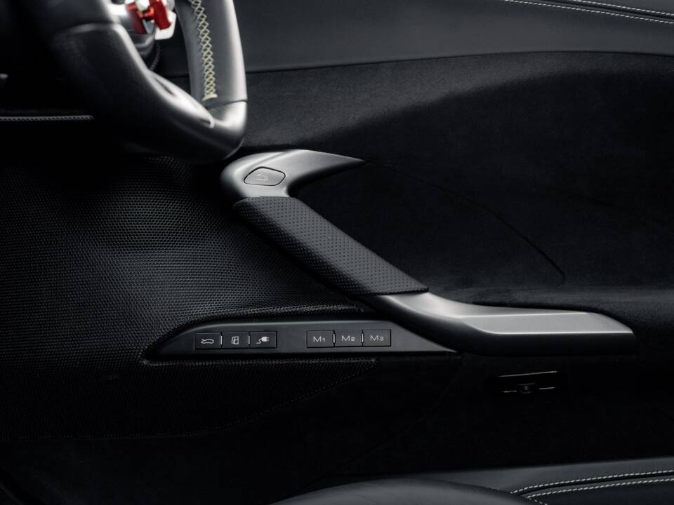 Imagen 66/79 de Ferrari 296 GTB (2022)