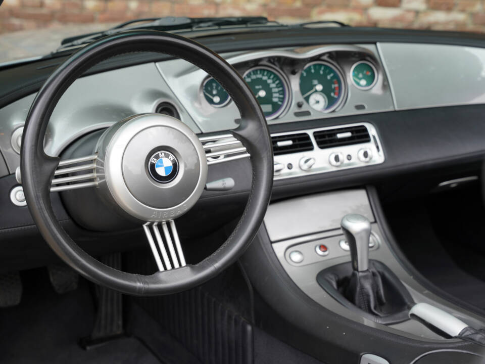 Image 29/50 of BMW Z8 (2000)