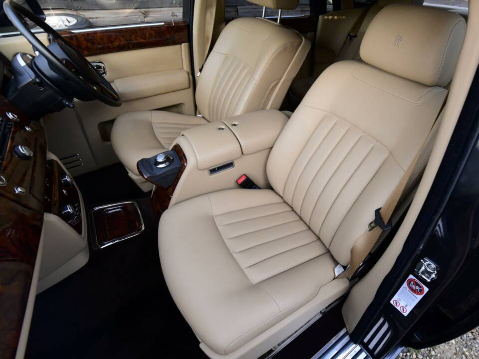 Immagine 35/50 di Rolls-Royce Phantom VII (2010)