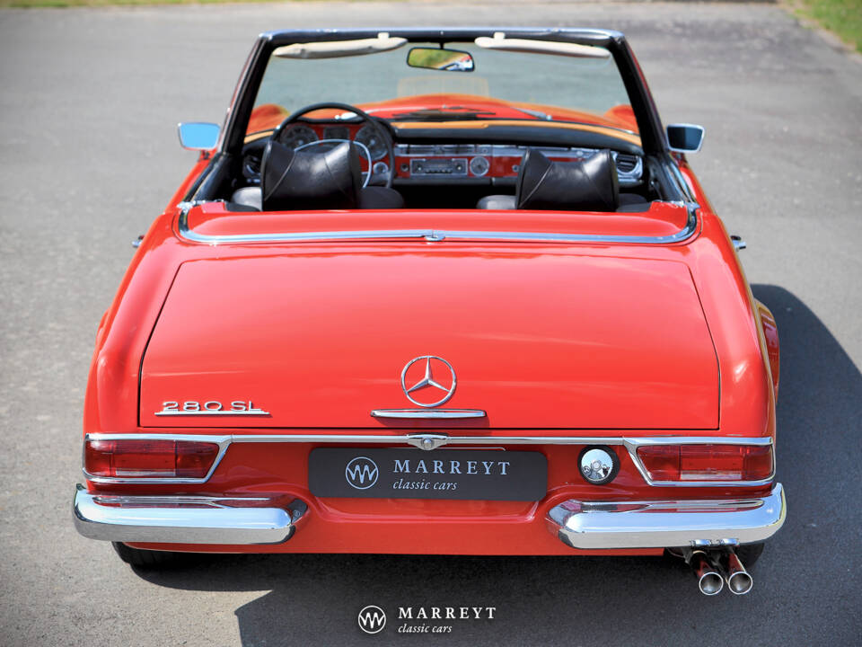 Image 8/70 of Mercedes-Benz 280 SL (1969)