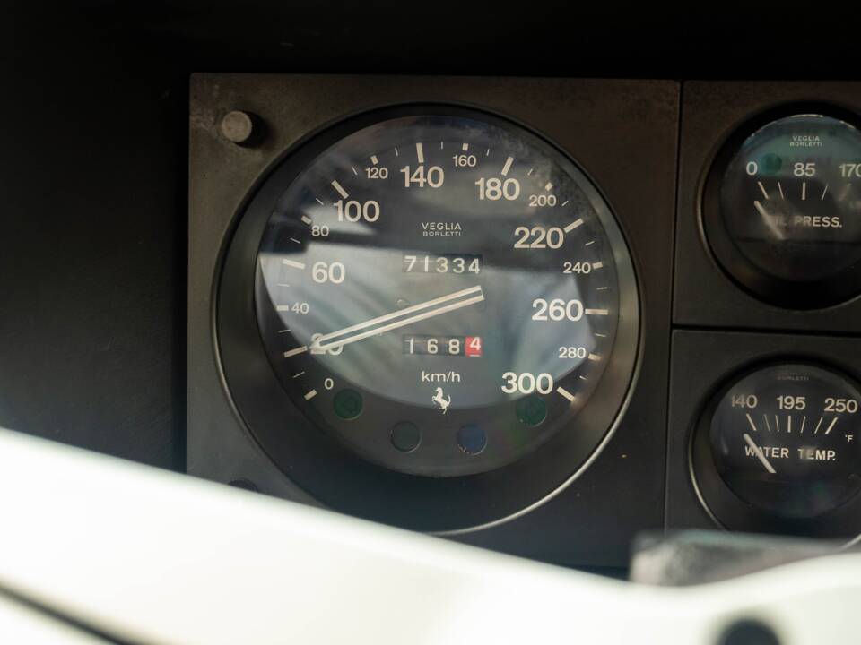 Image 21/38 of Ferrari 400i (1981)