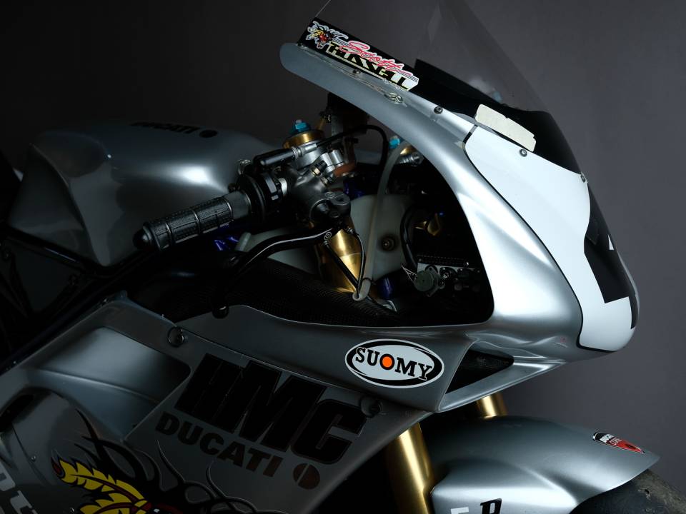 Image 11/15 of Ducati DUMMY (2001)