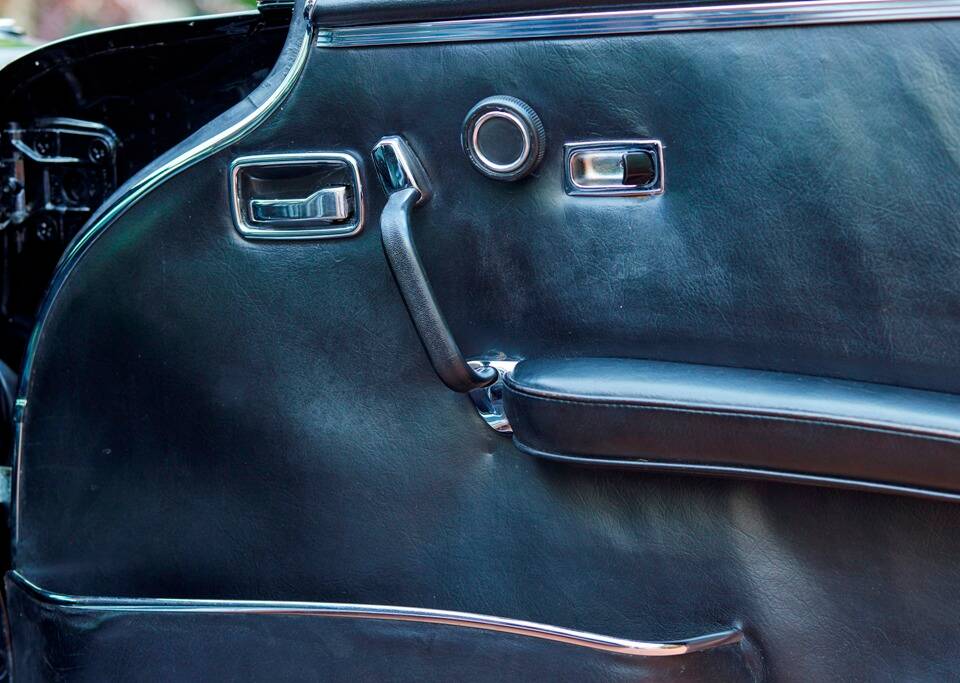 Image 67/188 of Mercedes-Benz 280 SE 3,5 (1971)