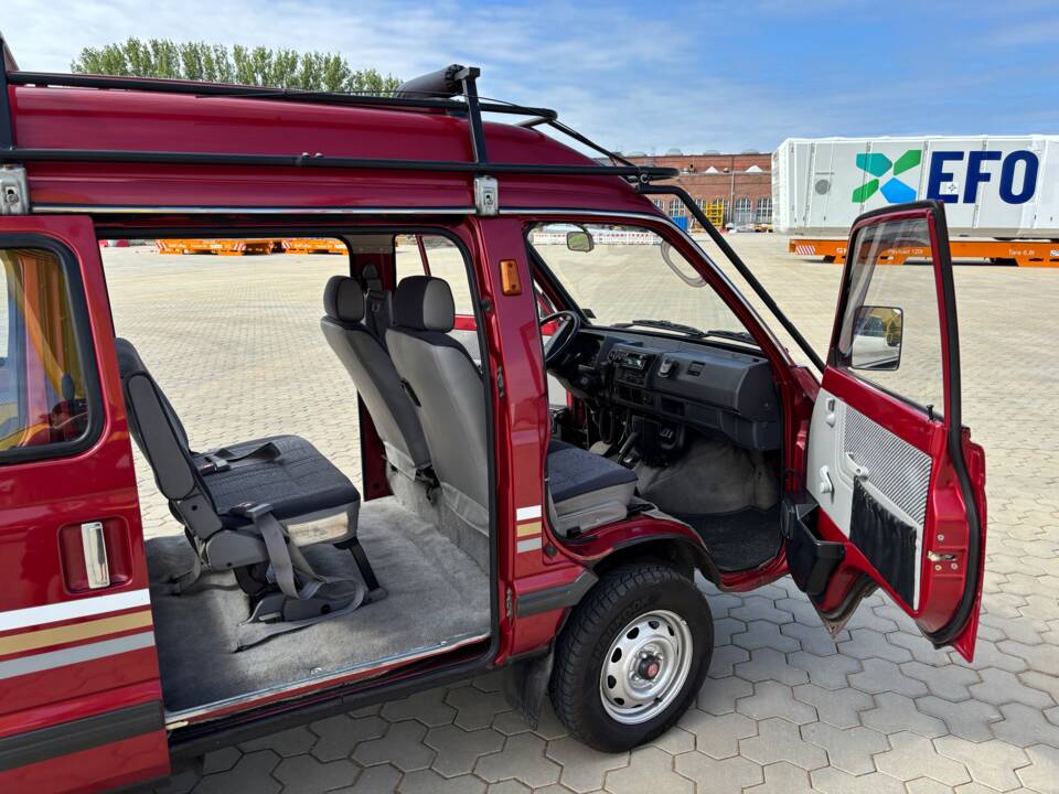 Image 18/25 of Subaru Libero 1.2 (1991)