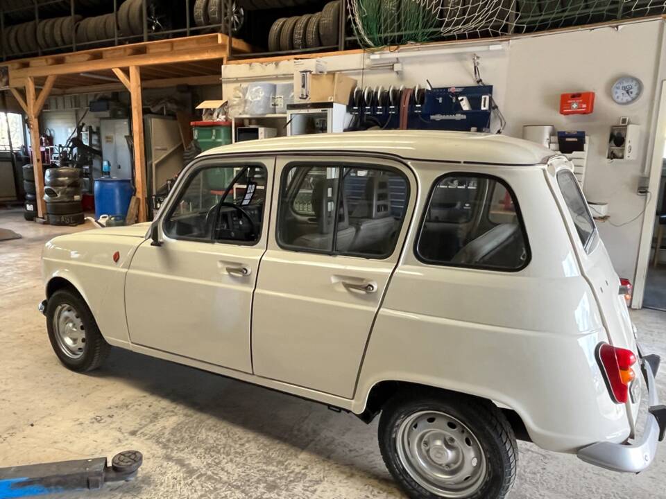 Immagine 28/54 di Renault R 4 TL (1987)