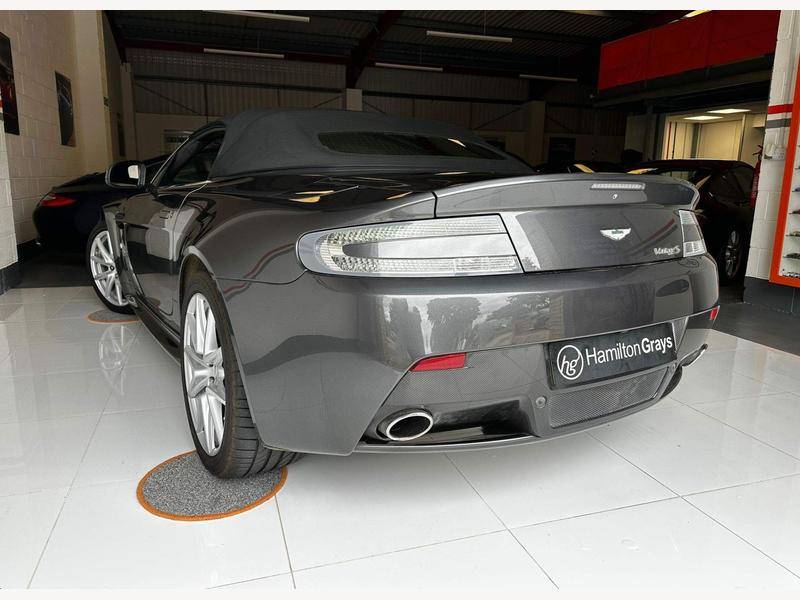 Imagen 49/50 de Aston Martin V8 Vantage S (2013)