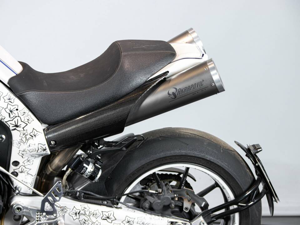 Image 10/50 of Yamaha DUMMY (2007)