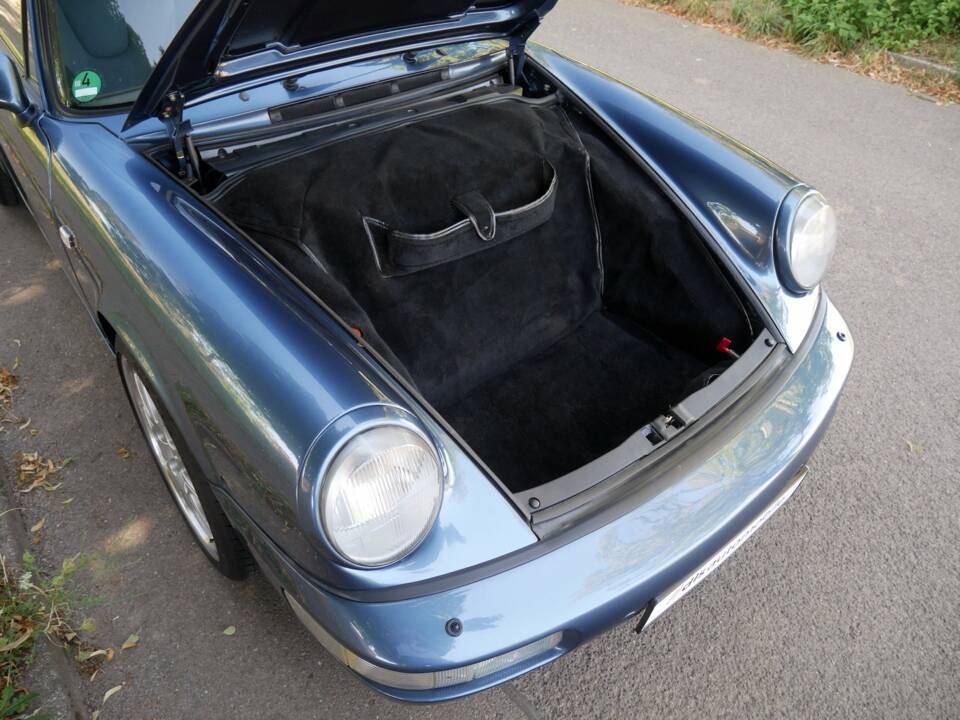 Bild 38/40 von Porsche 911 Carrera 4 (1900)