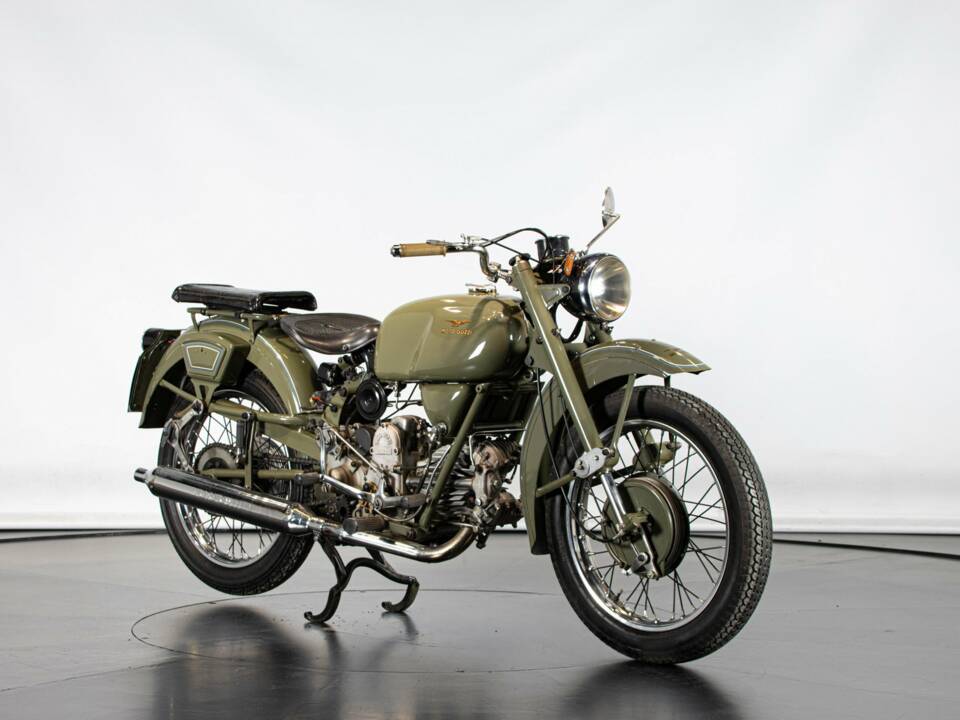 Image 5/50 of Moto Guzzi DUMMY (1963)
