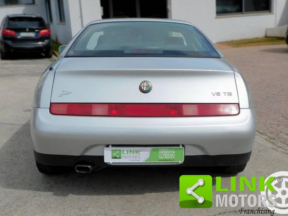 Image 4/10 of Alfa Romeo GTV 2.0 V6 Turbo (1996)