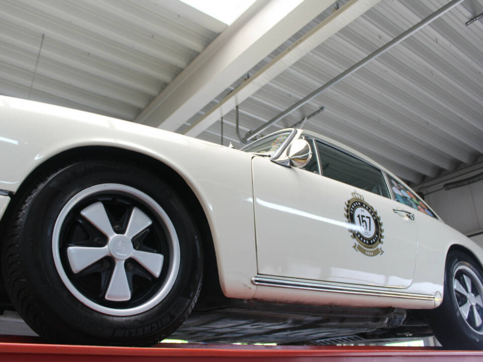 Bild 7/50 von Porsche 911 2.0 (1965)