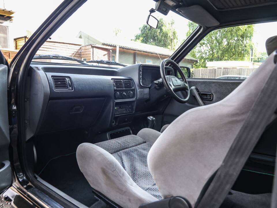 Afbeelding 27/28 van Ford Escort turbo RS (1987)