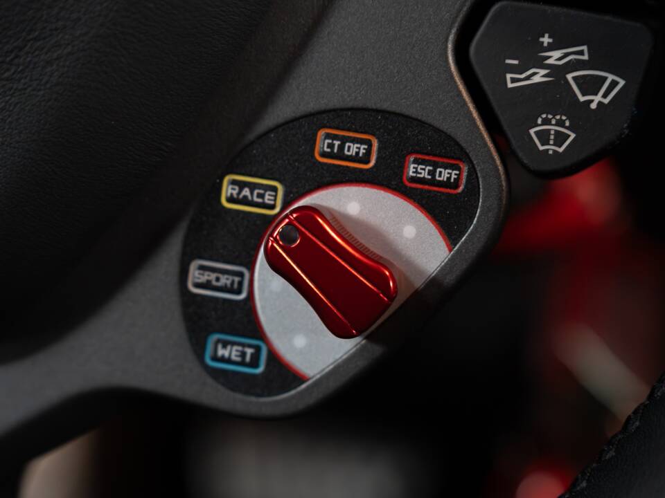 Imagen 32/40 de Ferrari F12berlinetta (2014)