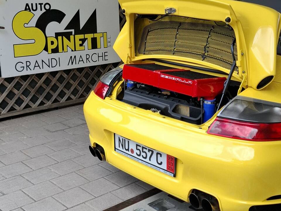 Image 13/18 of Gemballa GTR 600 (2000)