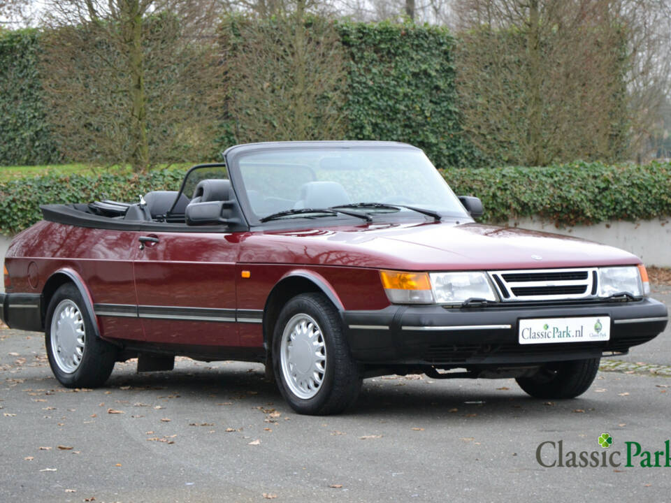 Image 19/50 de Saab 900 2.1 i 16V (1993)