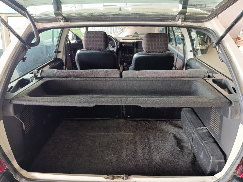 Immagine 12/24 di Citroën AX GTi (1991)